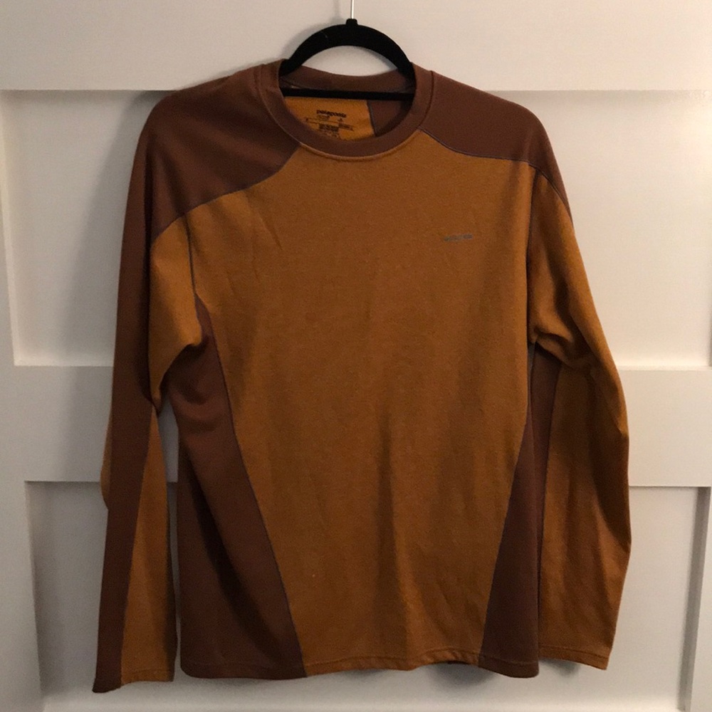 Patagonia top